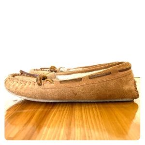 Minnetonka moccasins. Girls size 1